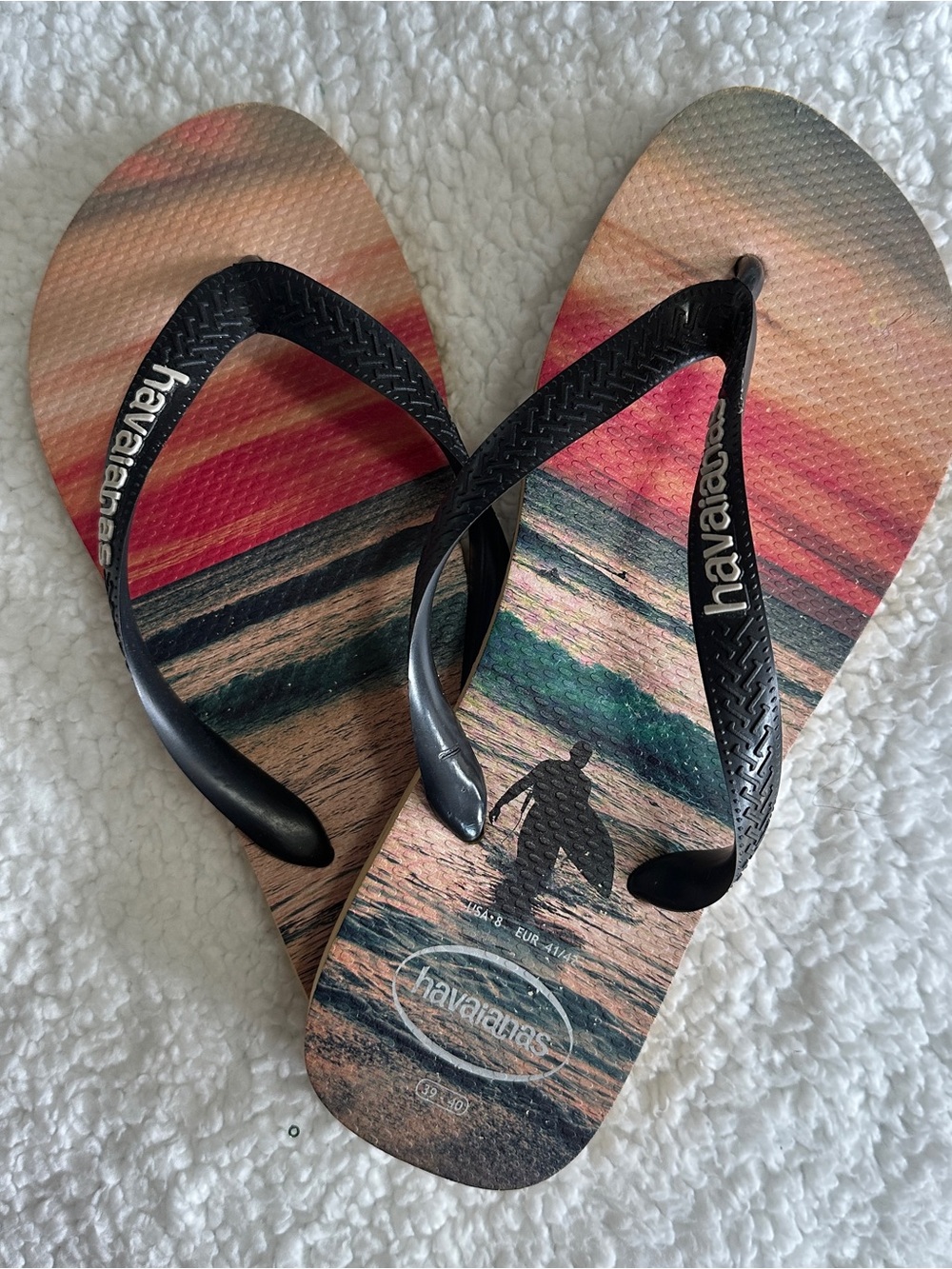Havaianas Flip Flops - New Tropical Sunset Print Ivory